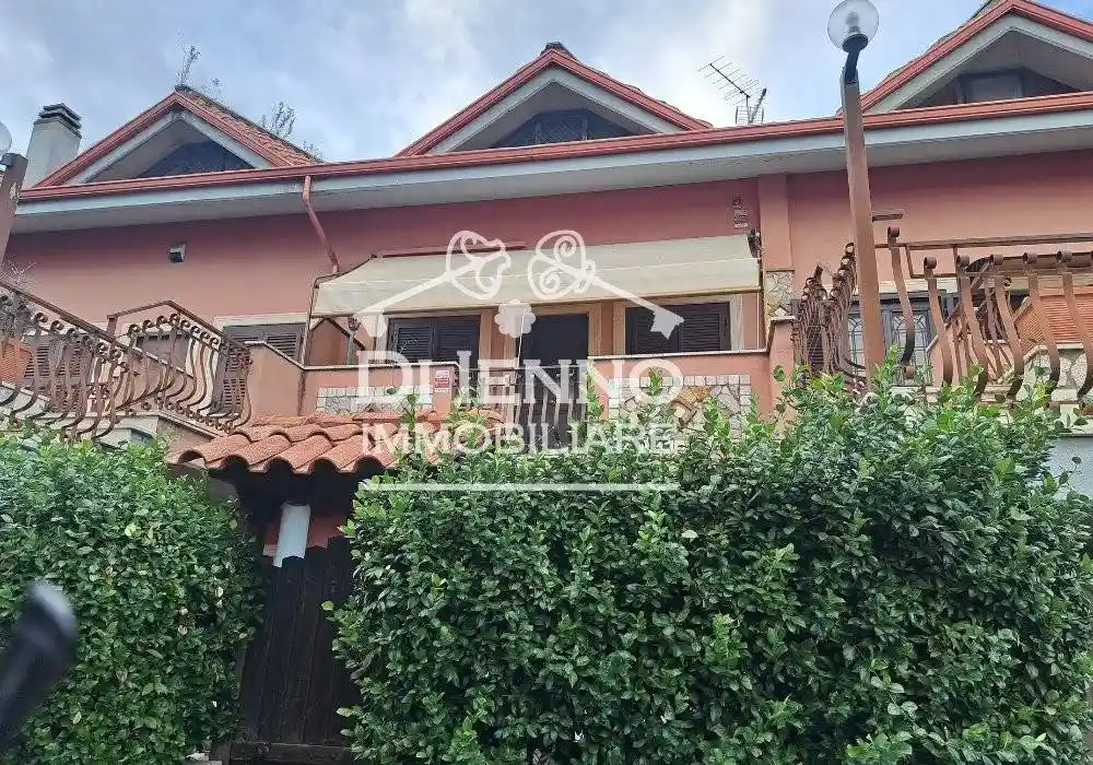 Villetta a schiera in vendita a Fonte Nuova