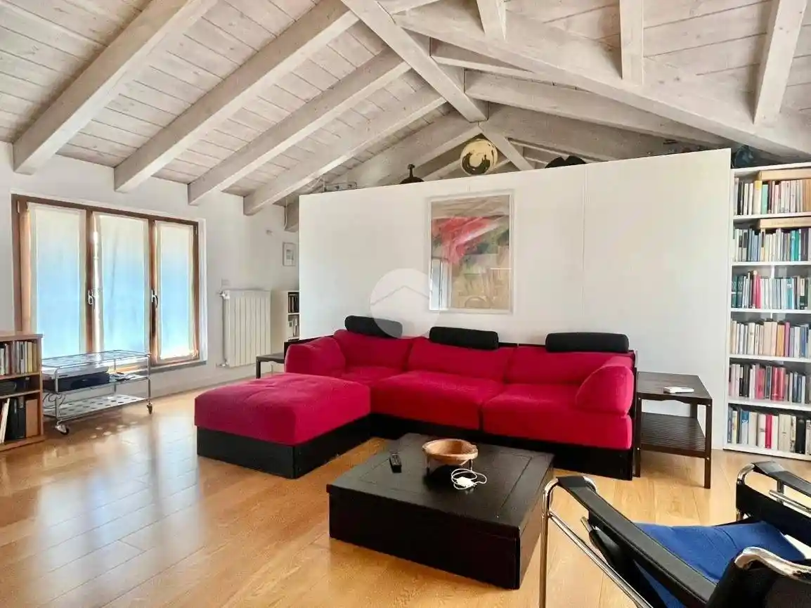 Loft in vendita a Carate Brianza