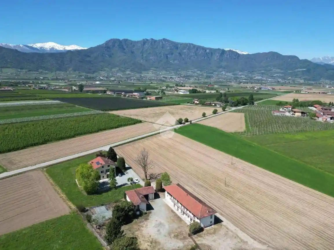 Casa indipendente in vendita a Revello