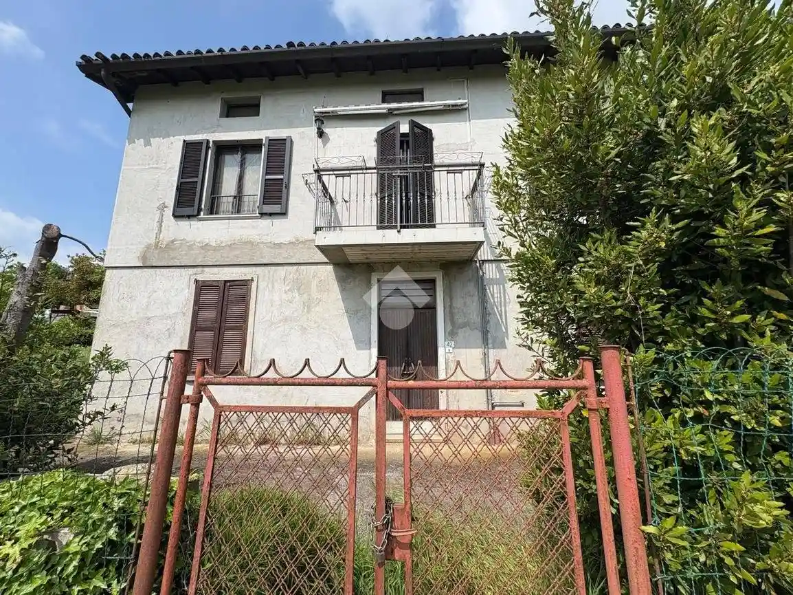 Appartamento in vendita a Almè