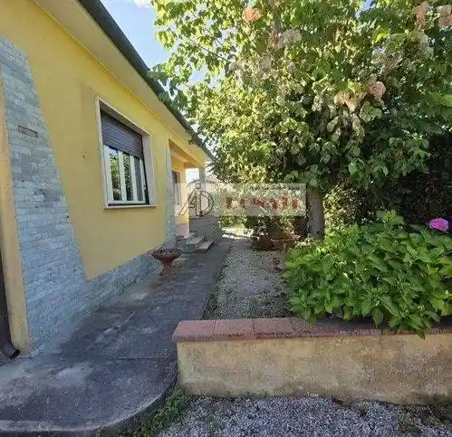 Villa in vendita a Pietrasanta