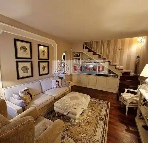 Casa indipendente in vendita a Montignoso