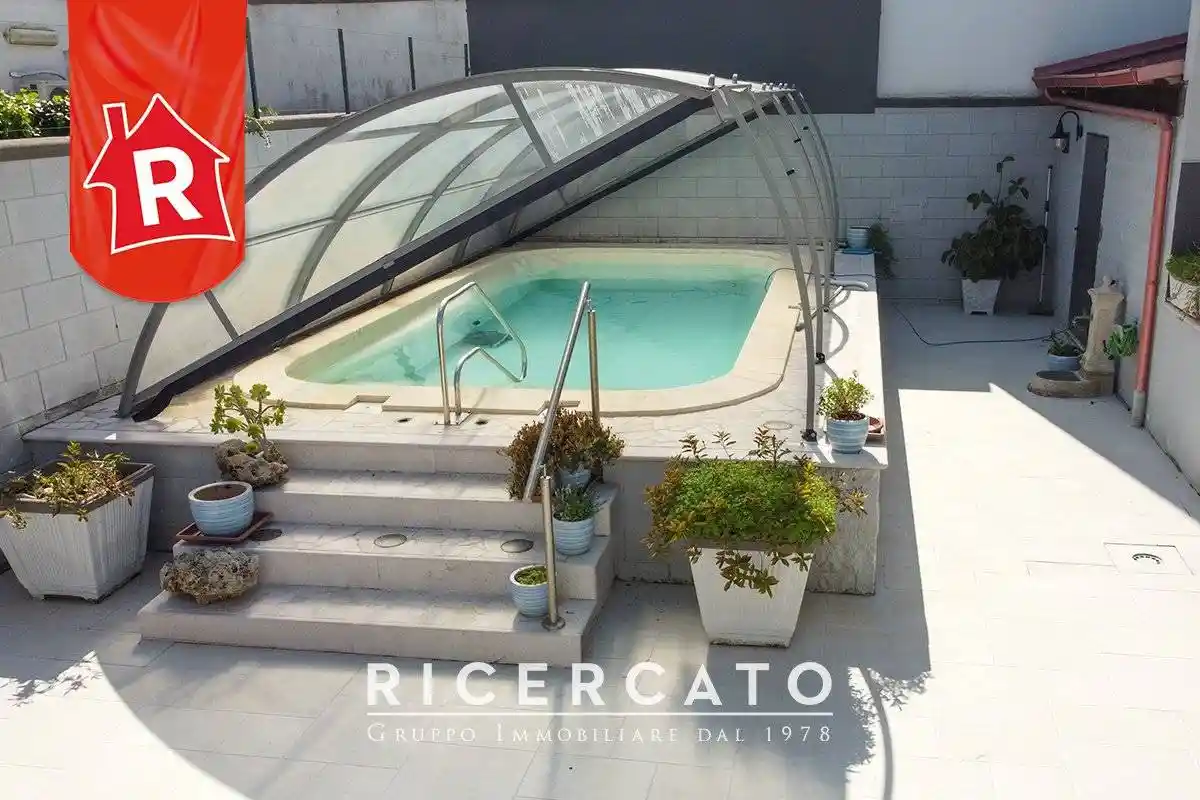 Villa in vendita a Surbo