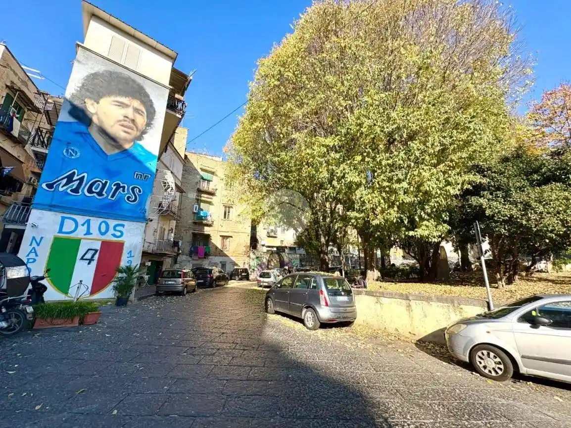 Appartamento in affitto a Napoli