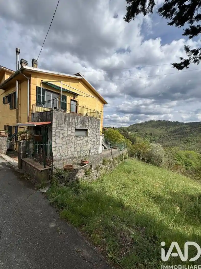 Appartamento in vendita a Carro