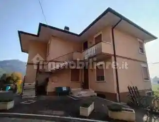 Palazzo - Stabile in vendita a Montecchio Maggiore
