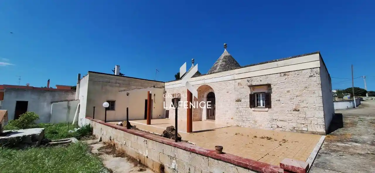 Rustico - Casale in vendita a Locorotondo