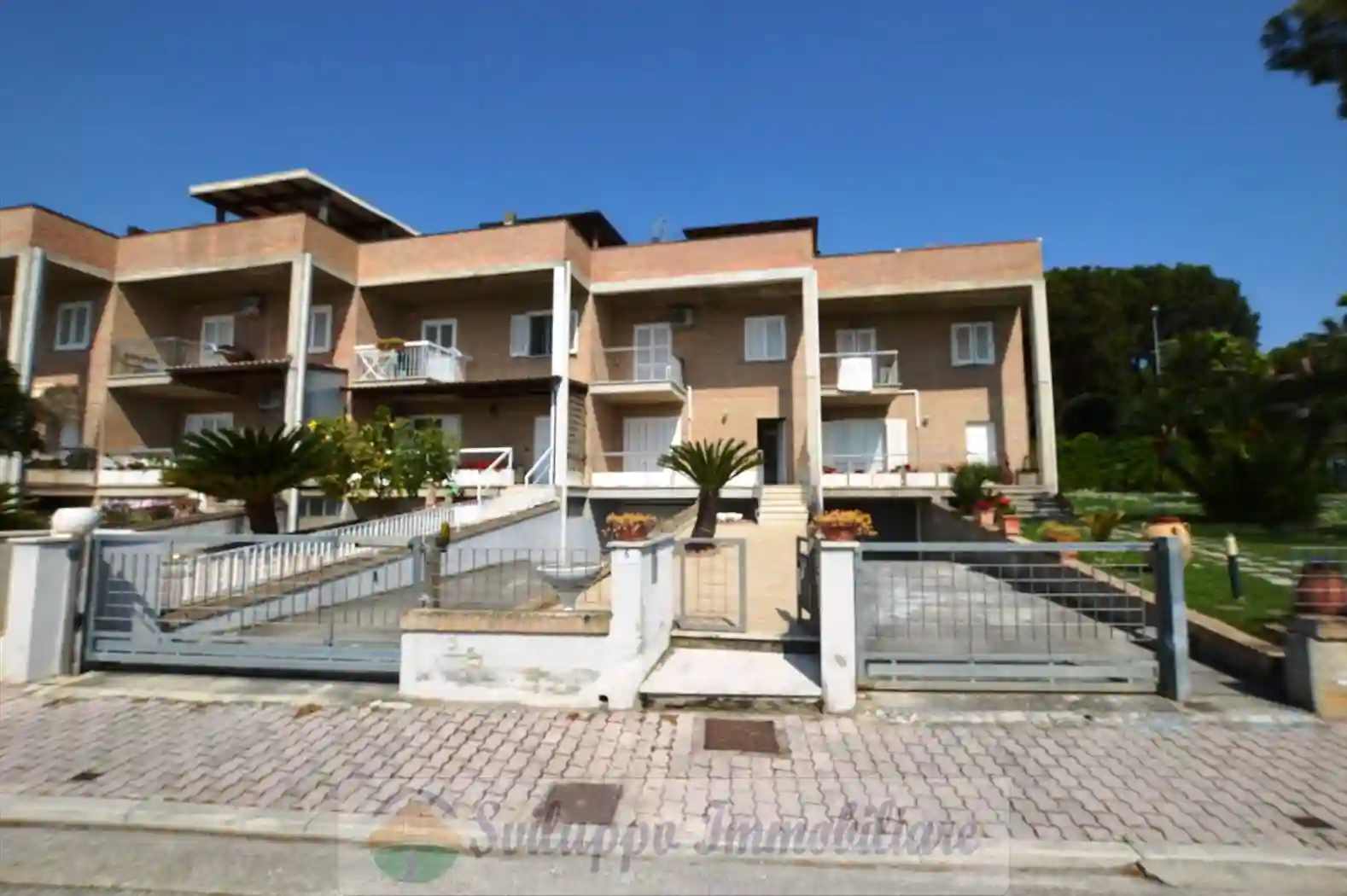 Villetta a schiera - foto 2