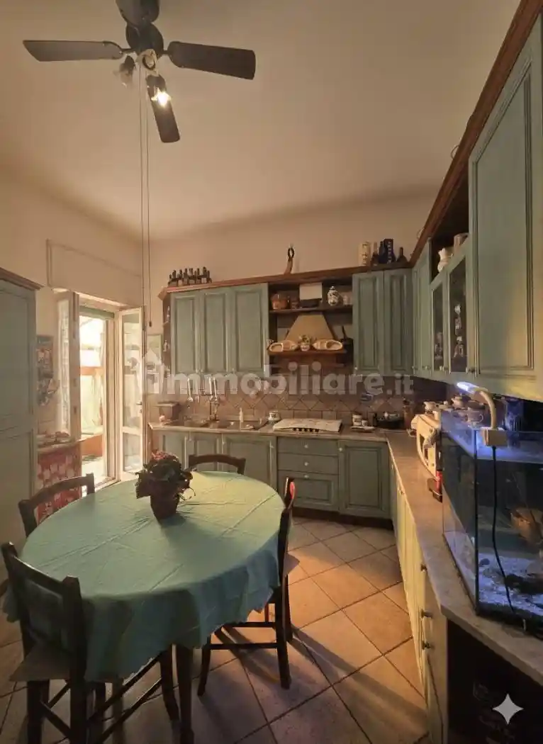 Appartamento in vendita a Livorno