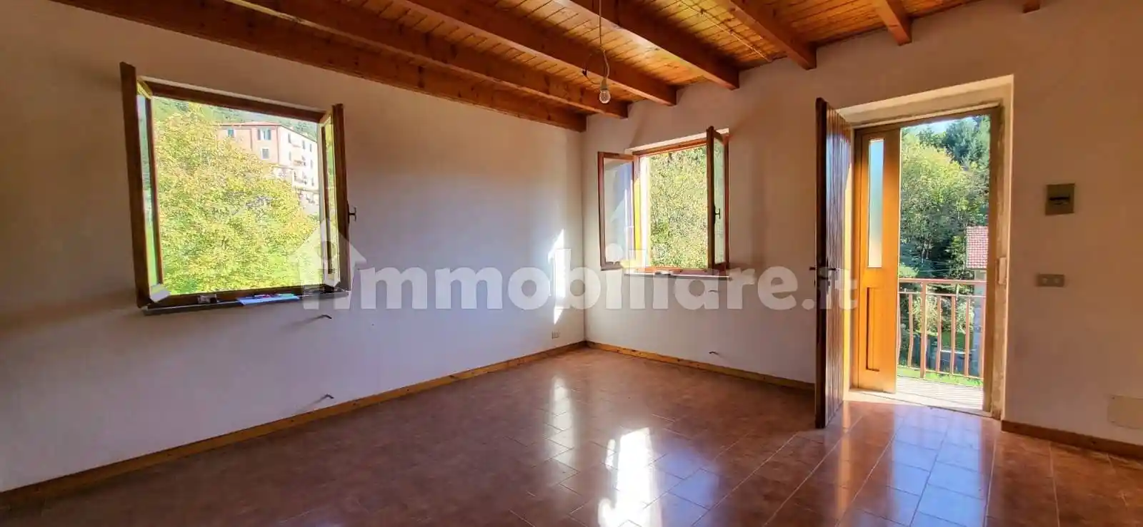 Appartamento in vendita a Borzonasca