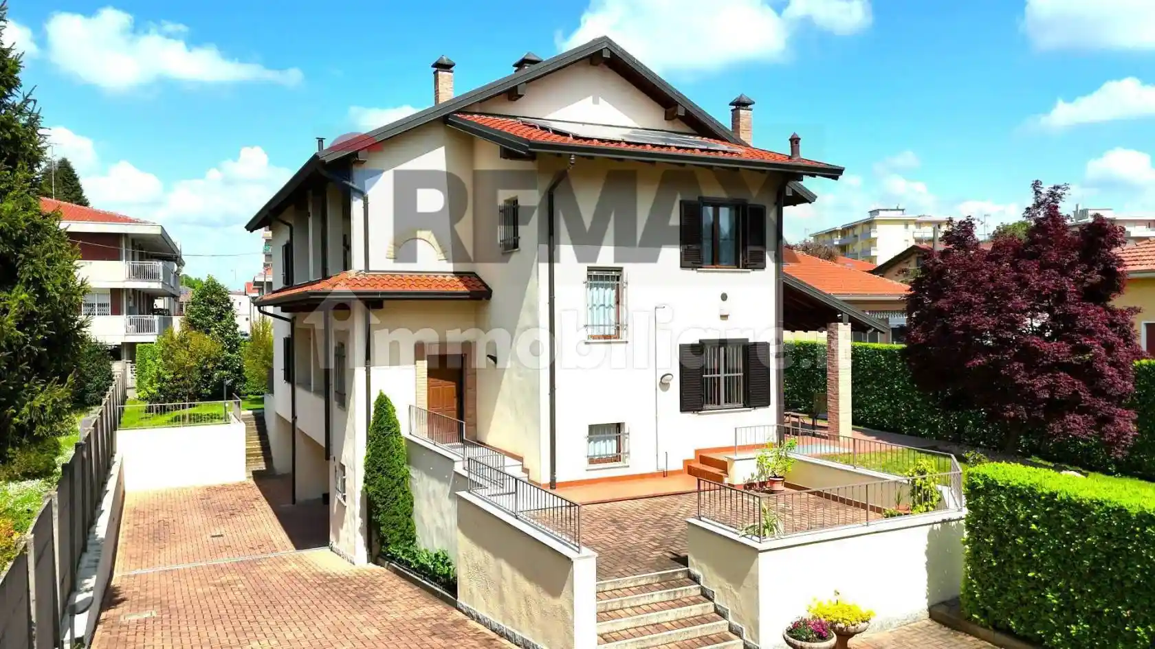 Villa in vendita a Busto Arsizio