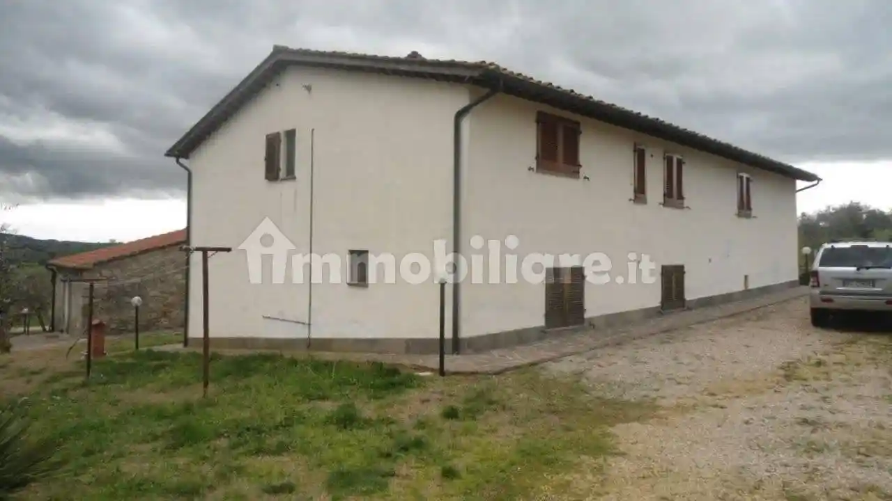 Rustico - Casale in vendita a Roccastrada