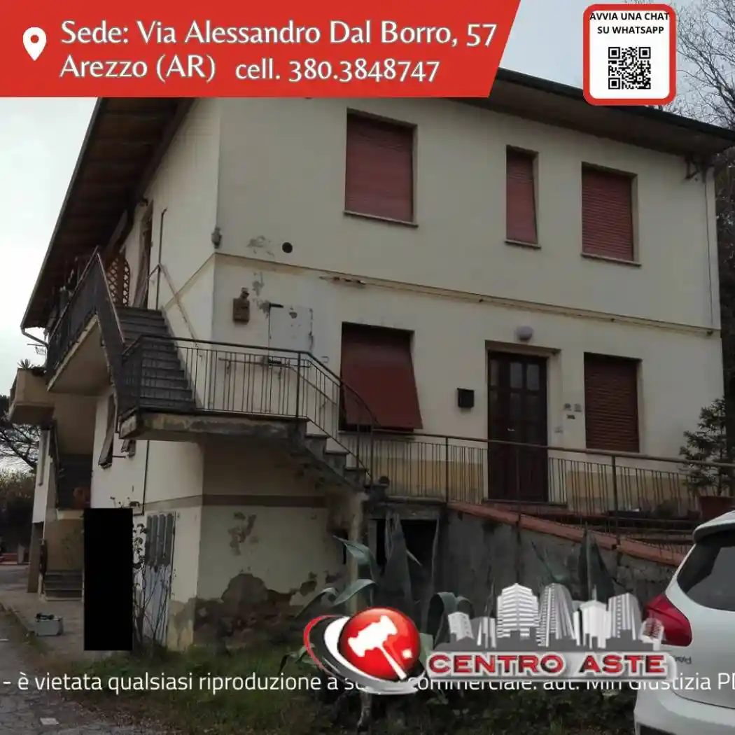 Appartamento in vendita a Bucine