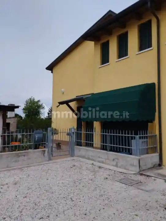 Casa indipendente