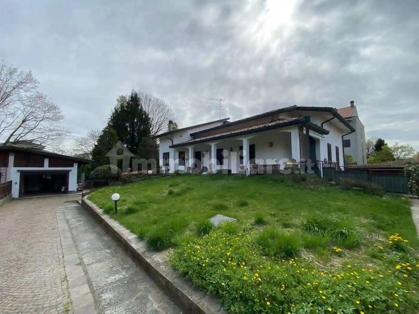 Villa - foto 2