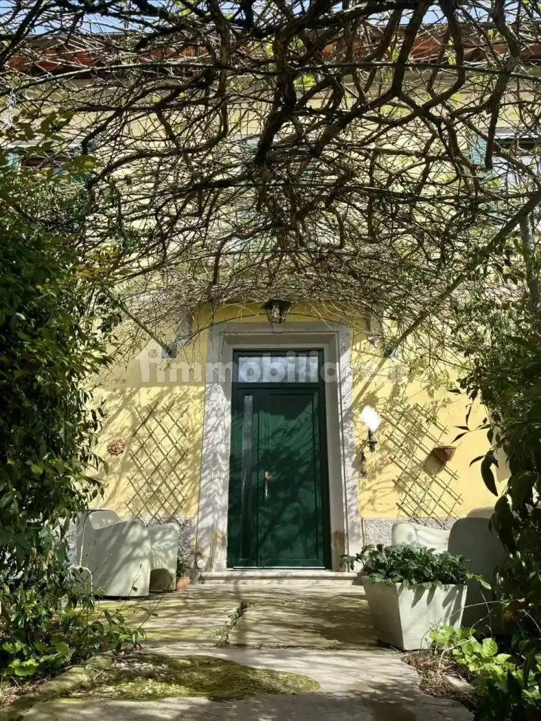 Rustico - Casale in vendita a Montevarchi