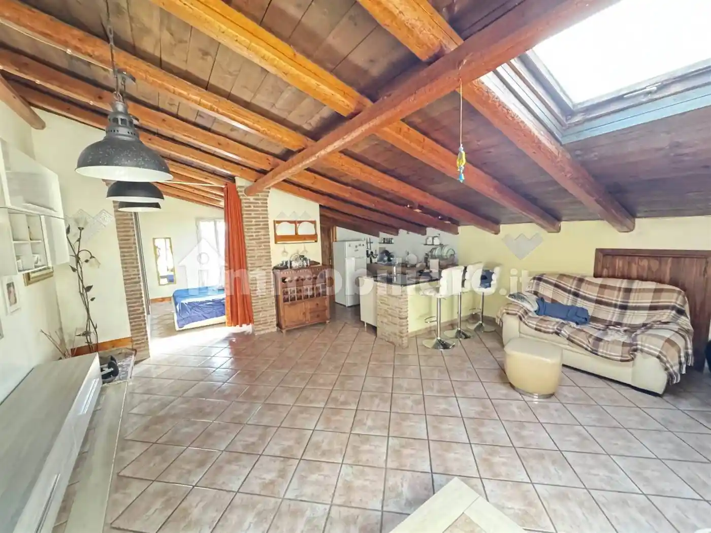 Appartamento in vendita a Valverde