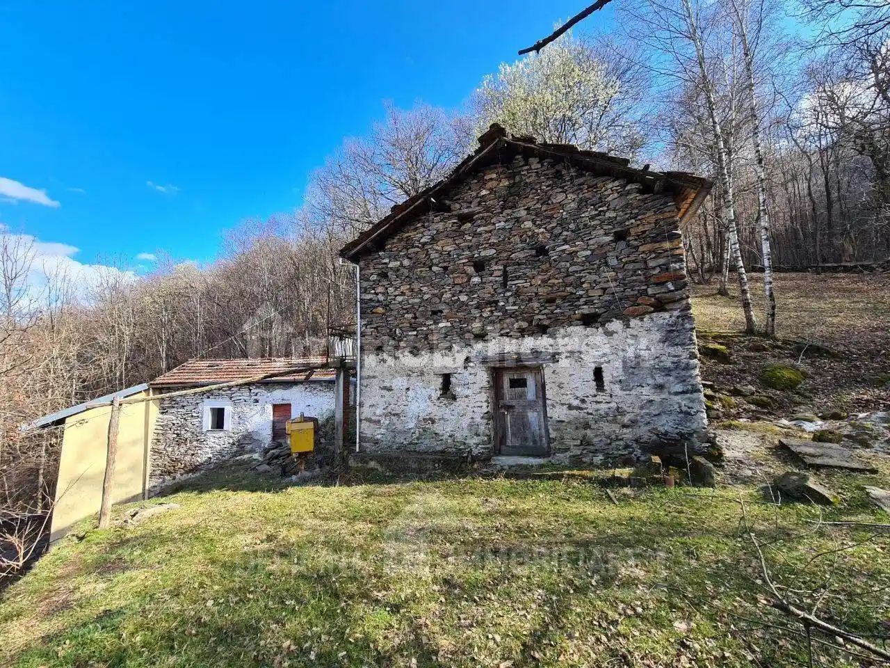 Rustico - Casale in vendita a Colico