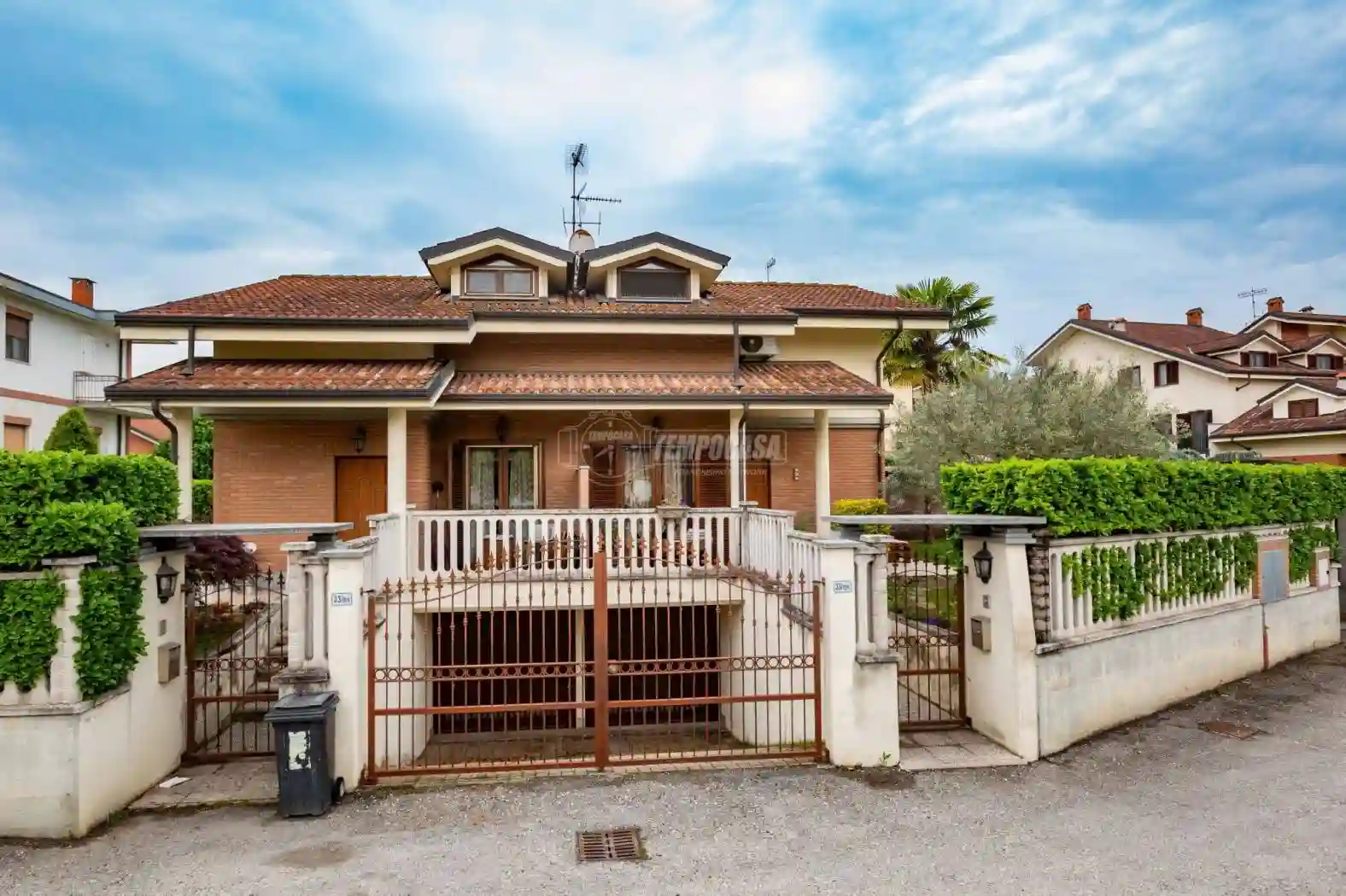 Villa - foto 2