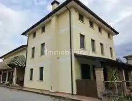 Appartamento in vendita a Carmignano di Brenta