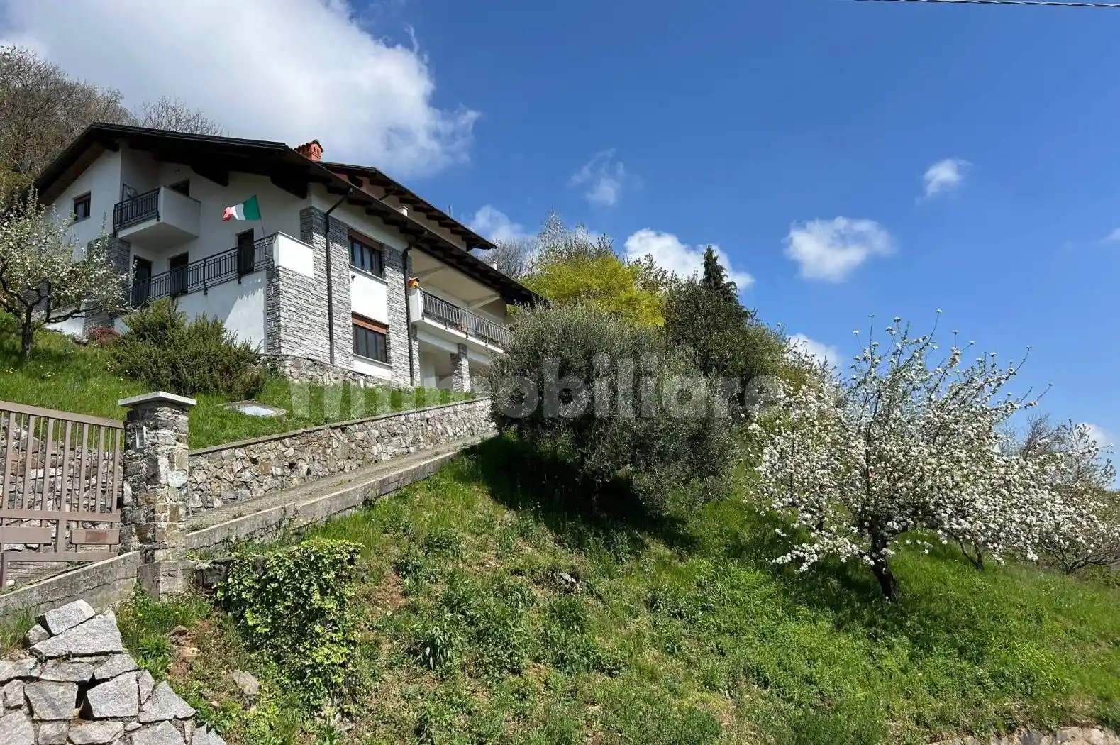Villa in vendita a Valdilana