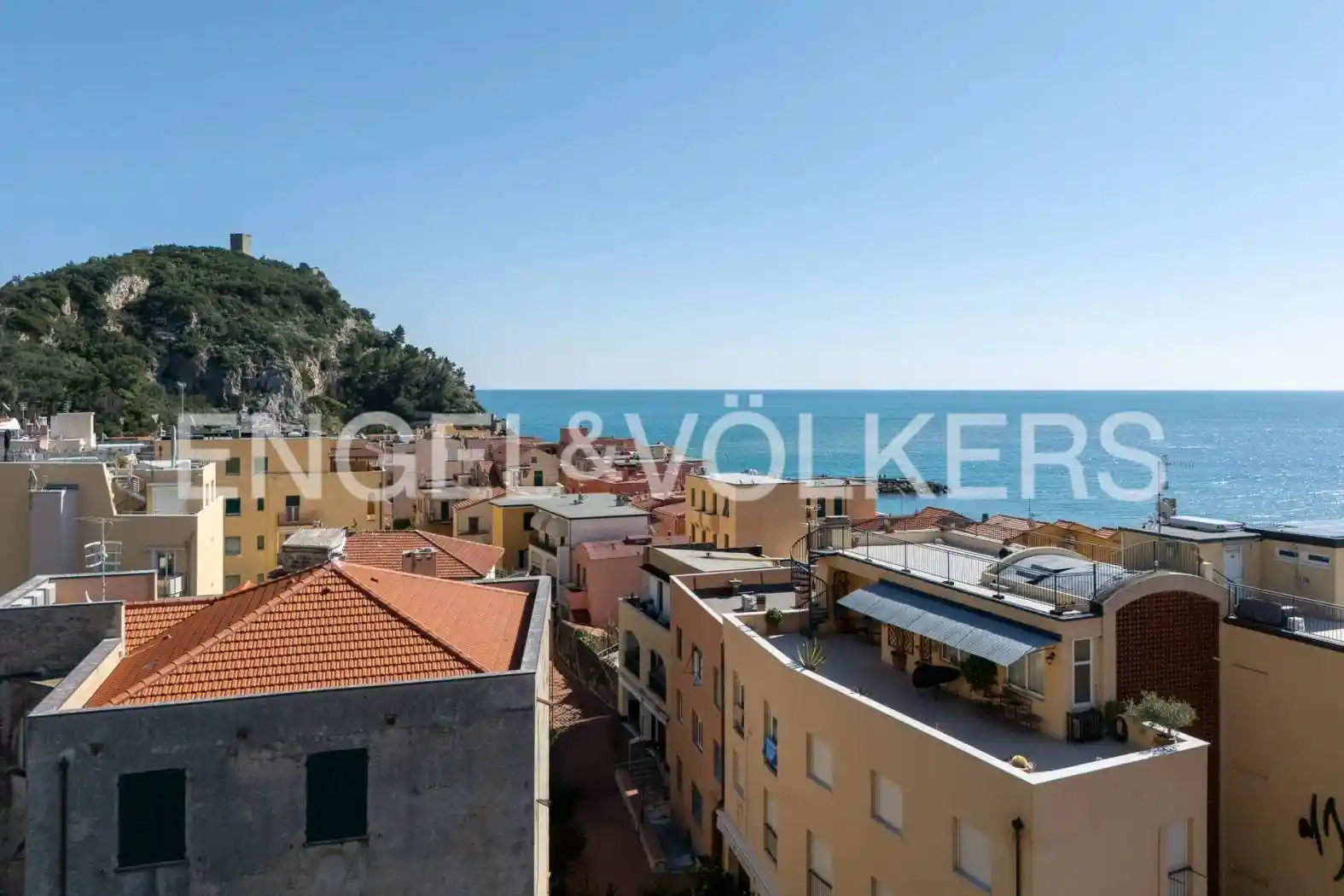 Appartamento in vendita a Finale Ligure