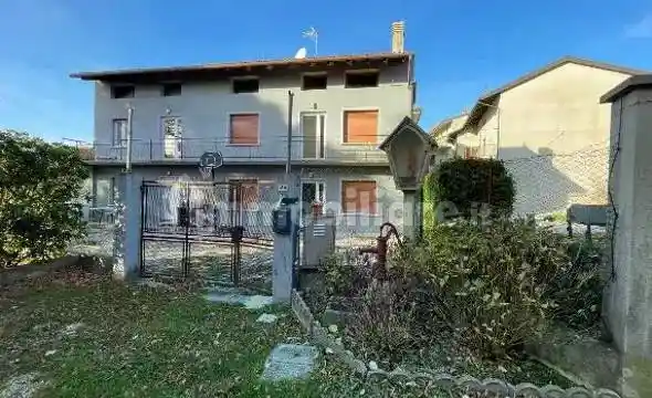 Appartamento in vendita a Buja