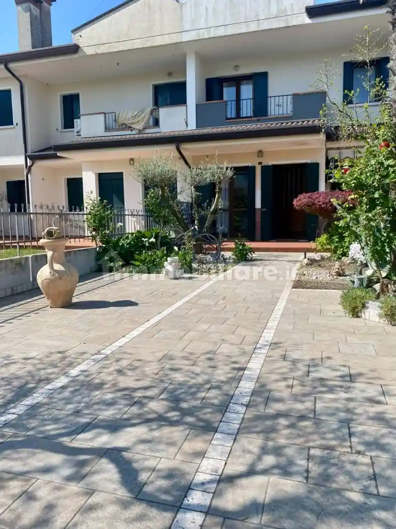 Villetta a schiera in vendita a Caorle