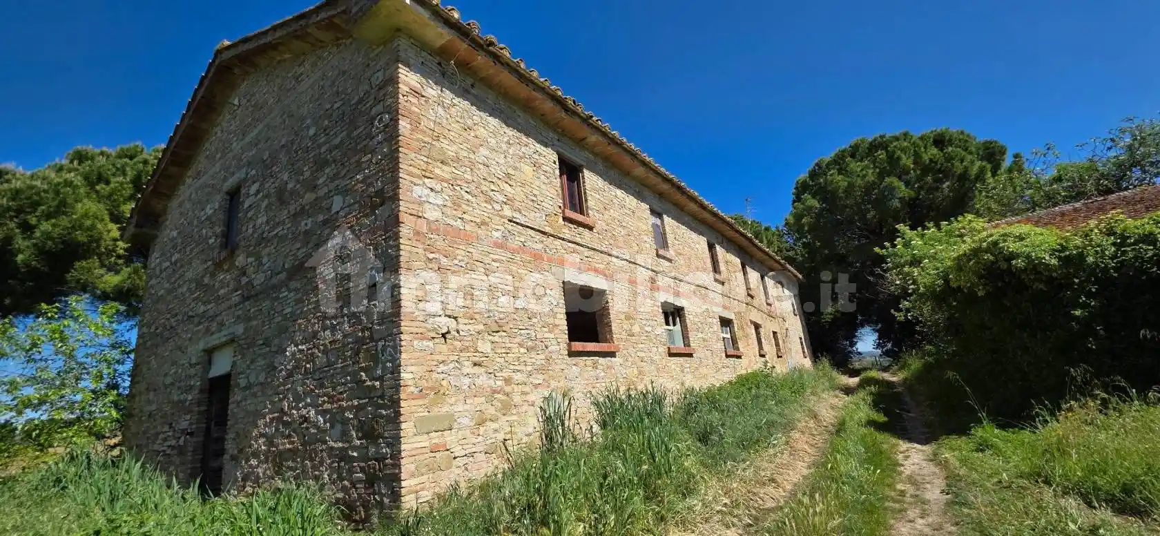 Rustico - Casale in vendita a Perugia