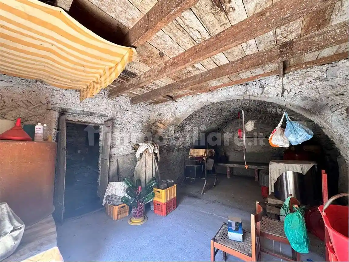 Rustico - Casale in vendita a Lucinasco