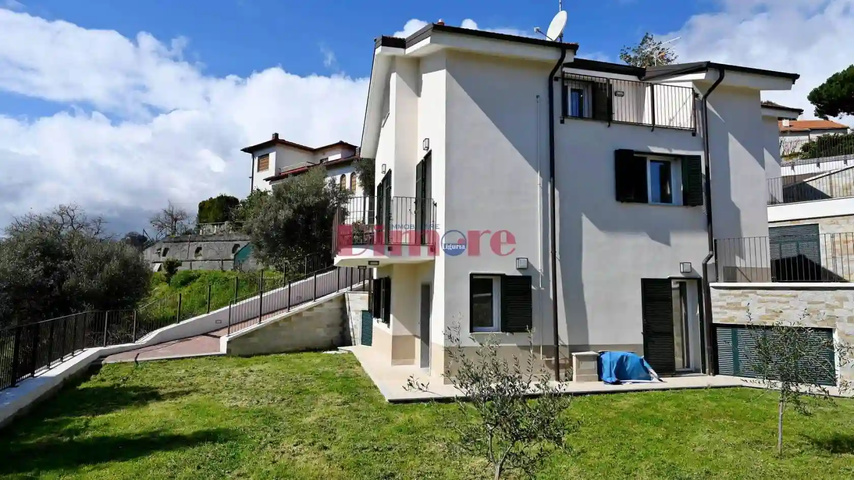 Villa - foto 2