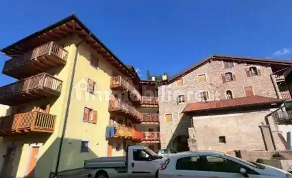 Appartamento in vendita a Lona-Lases