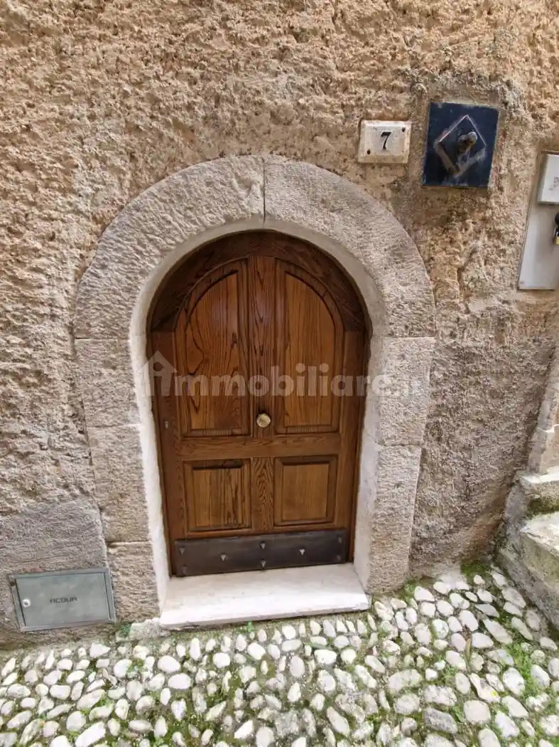 Appartamento in affitto a San Donato Val di Comino