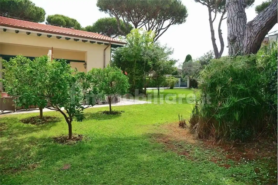 Villa in affitto a Forte dei Marmi