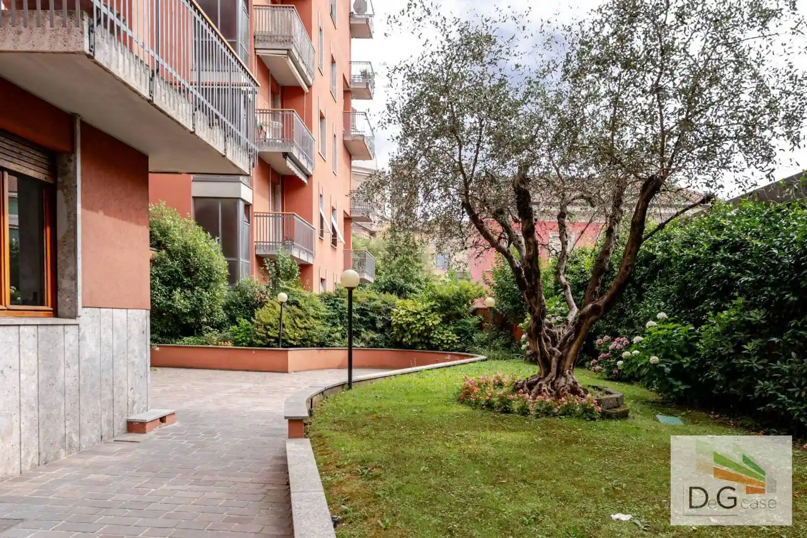 Appartamento in vendita a Desio