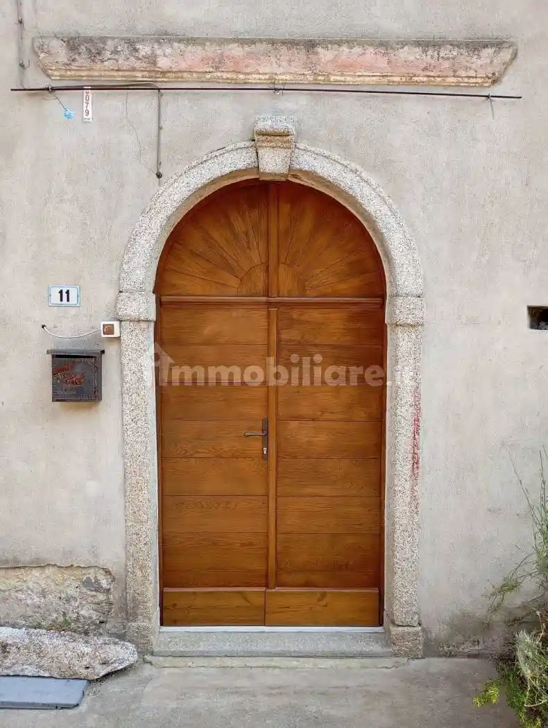 Casa indipendente in vendita a Madonna del Sasso