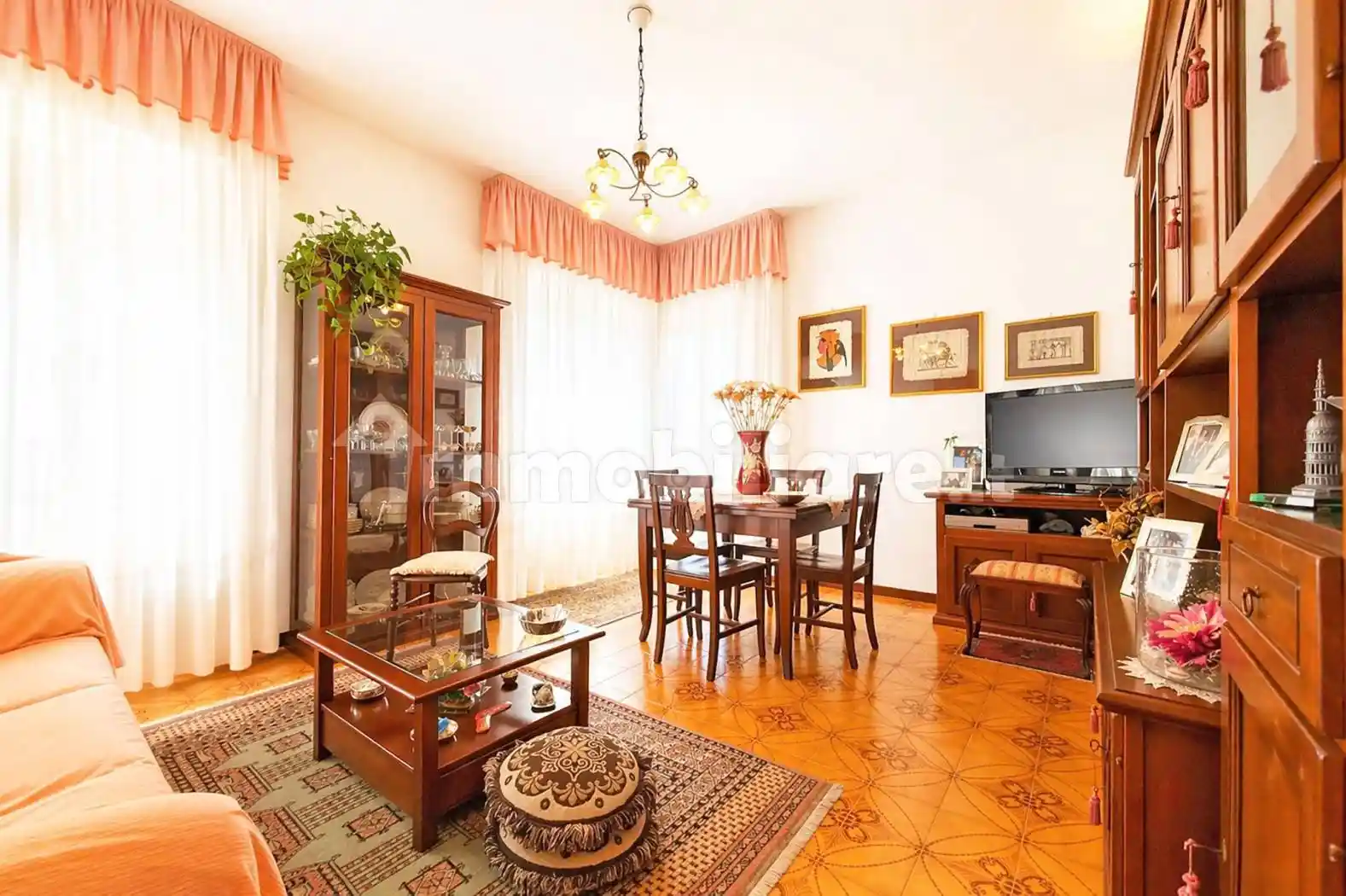 Appartamento in vendita a Novara