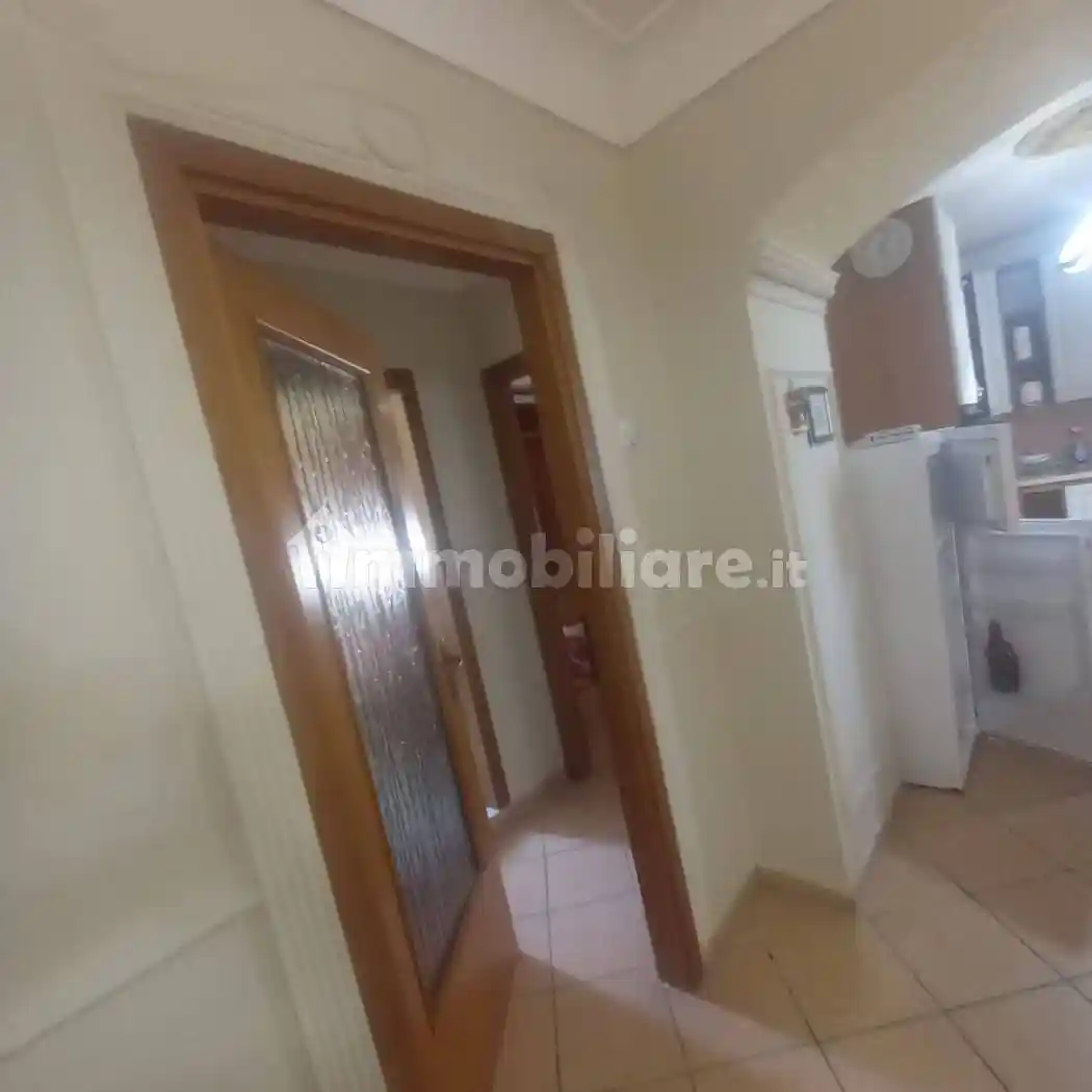 Palazzo - Edificio in affitto a Montecorvino Pugliano