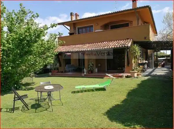 Villa in vendita a Forte dei Marmi