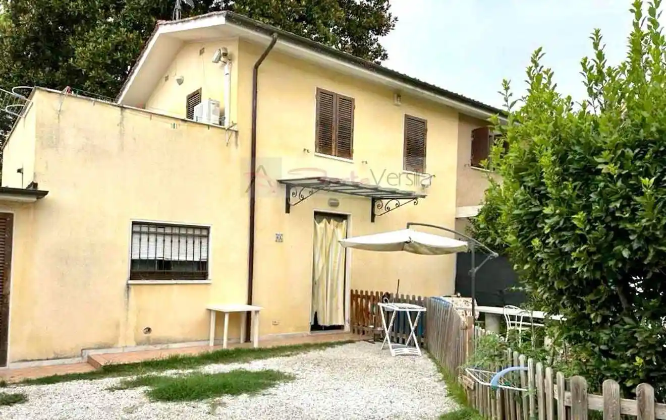 Villa in vendita a Pietrasanta
