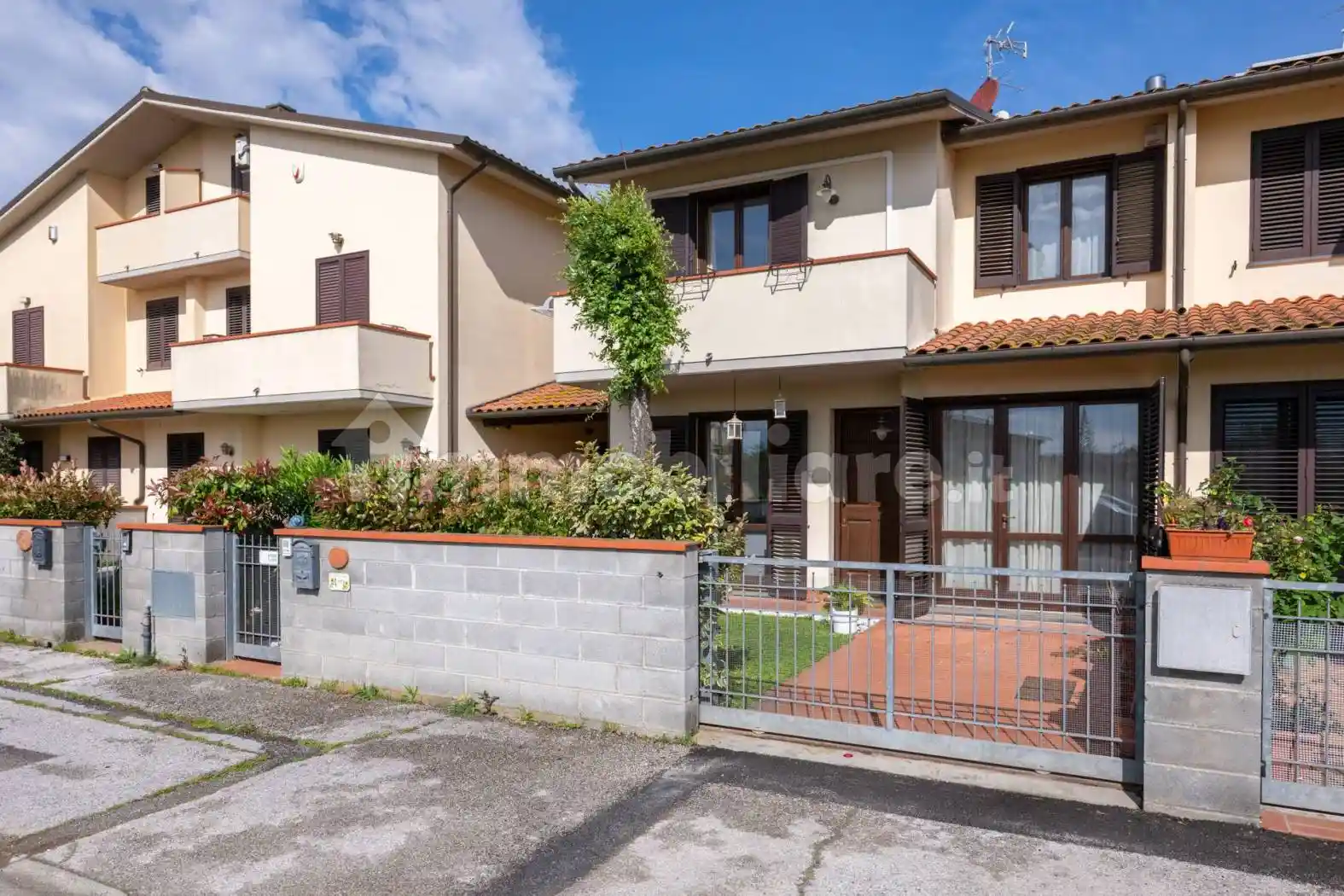Villetta a schiera in vendita a Cascina