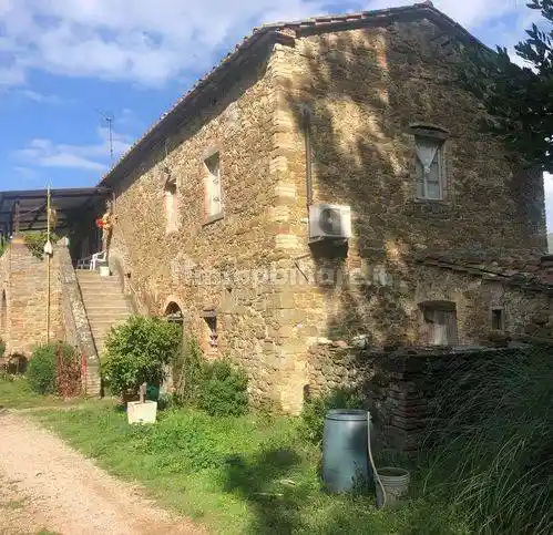 Rustico - Casale in vendita a Tuoro sul Trasimeno