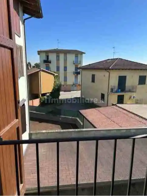 Appartamento in vendita a Zerbolò