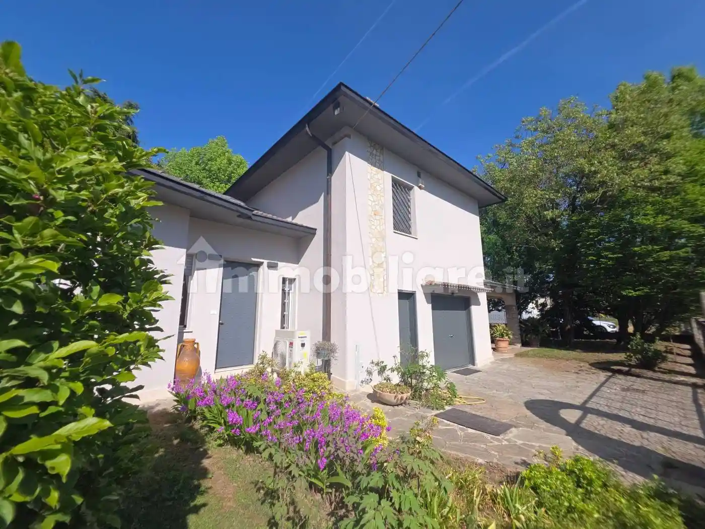 Villa in vendita a Valera Fratta
