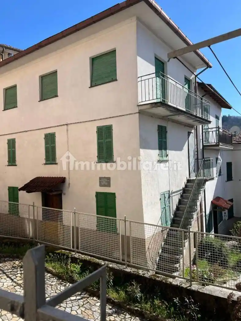 Casa indipendente in vendita a Fontanigorda
