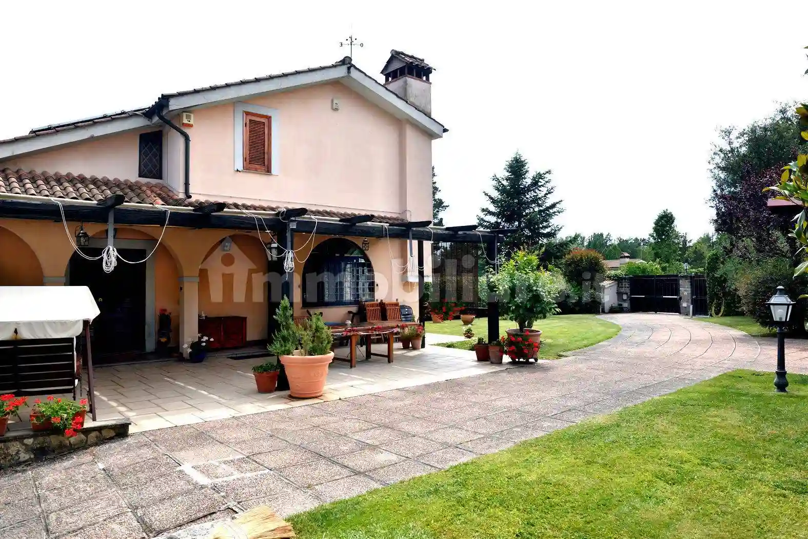 Villa - foto 2