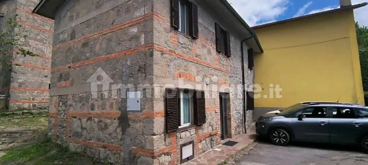 Villa in vendita a Santa Fiora