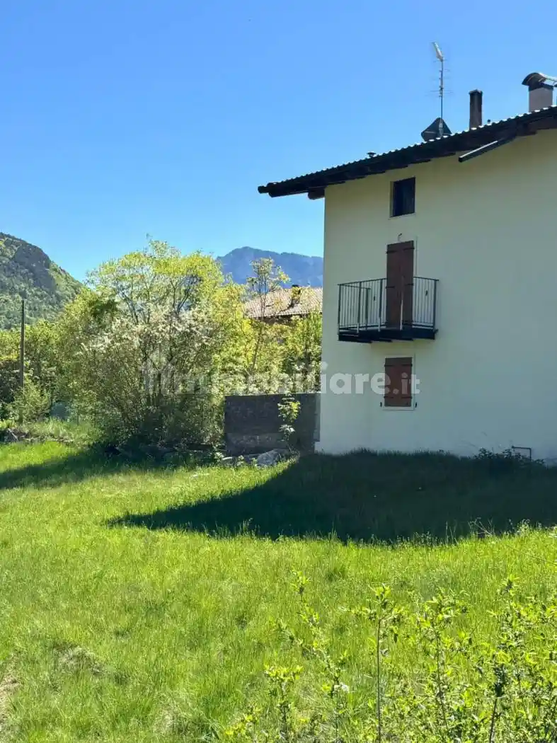 Casa indipendente in affitto a Trambileno