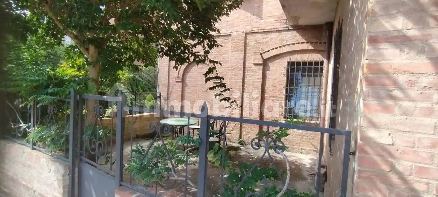 Villa in vendita a Buonconvento