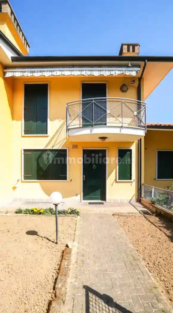 Villetta a schiera - foto 2